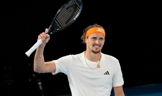 开云体育入口-兹维列夫3-1击败勒纳-钱，连续三年跻身澳网男单四强