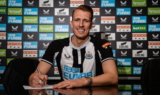 开云体育入口-数读2022冬窗：英超狂烧2.8亿！尤文豪摘标王